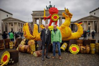 Shut Down of Nuclear Power Plants: AKW Dinosaur in Berlin