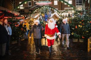 Emden Greenpeace Group at Interactive Advent Campaign in Germany