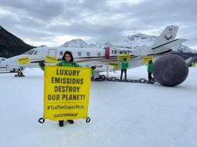 Greenpeace Activists Symbolically “Confiscate” WEF Participants Private Planes in Switzerland