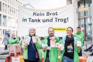 Greenpeace Activists Distribute Bread Made from Feed Wheat