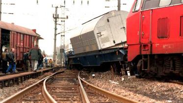 Drei entgleiste mit Atommüll beladene Waggons bei Apach, Februar 1997