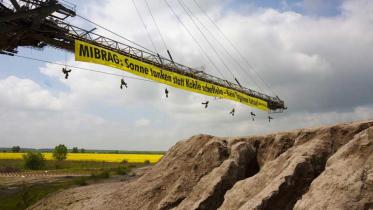 Aktion in Leipzig gegen Einrichtung des MIBRAG Braunkohletagebau Luetzen, Mai 2010