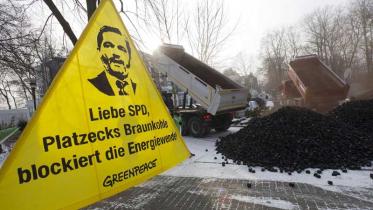 Protest bei SPD Konferenz in Potsam gegen Platzecks Kohlekurs im Januar 2012