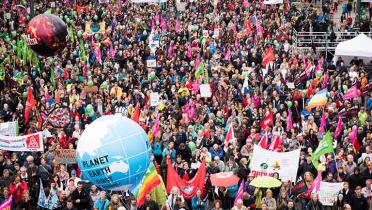 Luftaufnahme vom Demonstrationszug