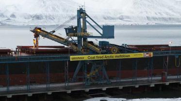 Protest gegen Kohleabbau in Svea bei Spitzbergen.Oktober 2009