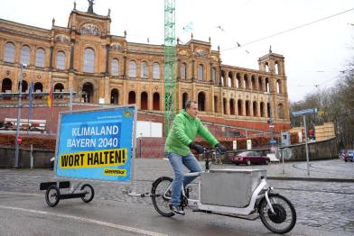 Klimaland Bavaria 2040 - Keep the word- Protest Munich