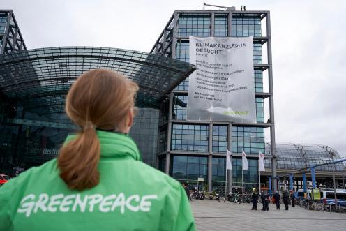 "Climate Chancellor Wanted" Banner in Berlin