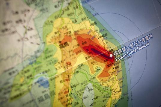 Karte der Region Fukushima in Japan, die die Ausbreitung der Strahlung nach der Atomkatastrophe im März 2011 im Kernkraftwerk Fukushima Daiichi zeigt.