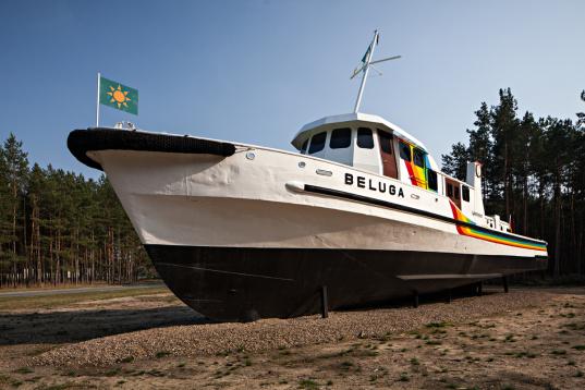 Greenpeace Ship MV Beluga in Gorleben