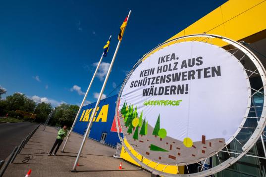 Protest in front of Ikea Store in Wallau