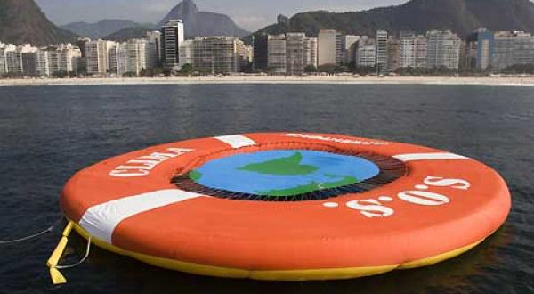 Klimaaktion auf der Copacabana