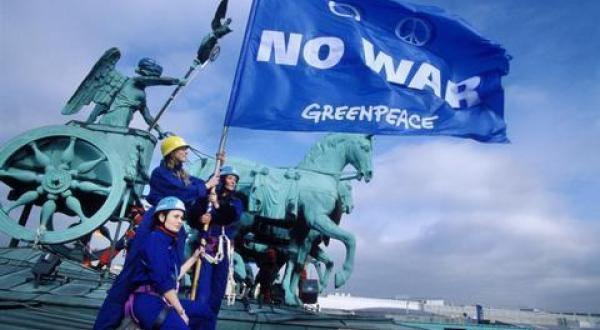 war protest Berlin