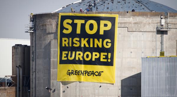 Protest am Atomkraftwerk Fessenheim