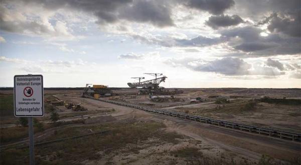 Ein Braunkohletagbau des schedischen Energiekonzerns Vattenfall in der Lausitz, 15.09.2013