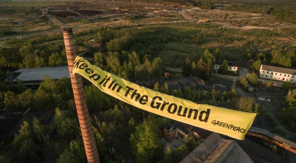 09. Mai 2016: Greenpeace-Aktivisten protestieren bei Haidemühl in der Lausitz  gegen neue Tagebaue